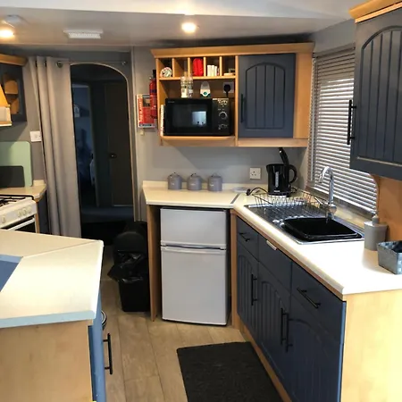 The Van Porchfield  Exterior photo